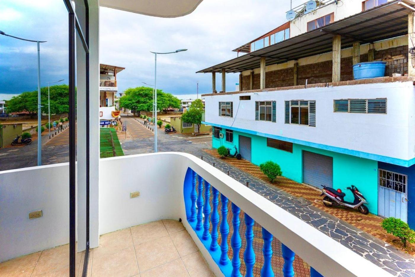 Blue Horizon - Galapagos Home Puerto Baquerizo Moreno Exterior photo